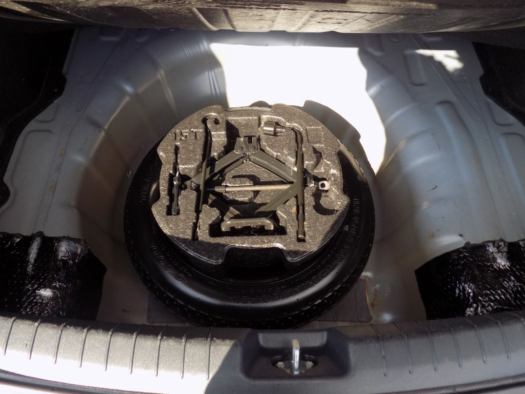 2017 Hyundai Elantra Image 20