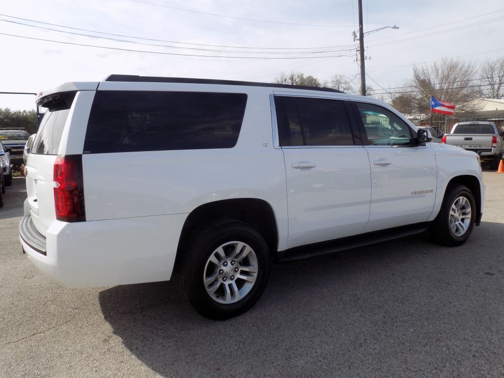 2018 Chevrolet Suburban Image 6