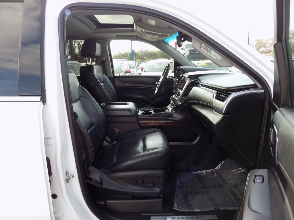 2018 Chevrolet Suburban Image 15