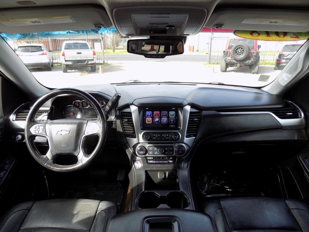 2018 Chevrolet Suburban Image 21