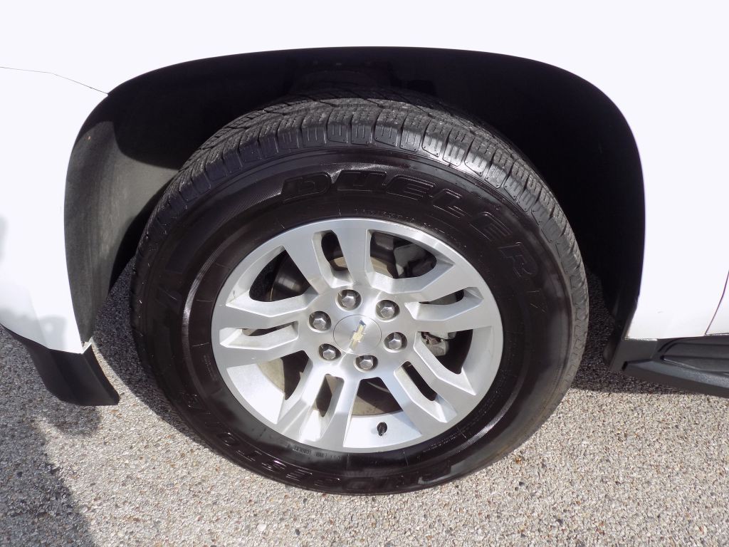 2018 Chevrolet Suburban Image 28