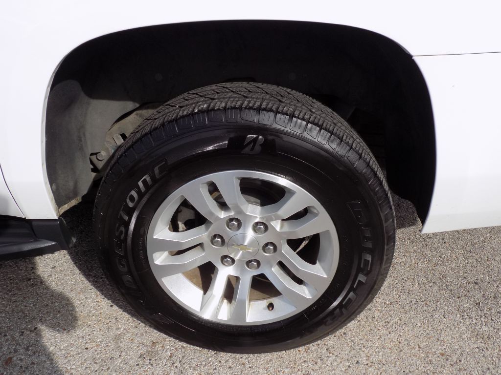 2018 Chevrolet Suburban Image 29