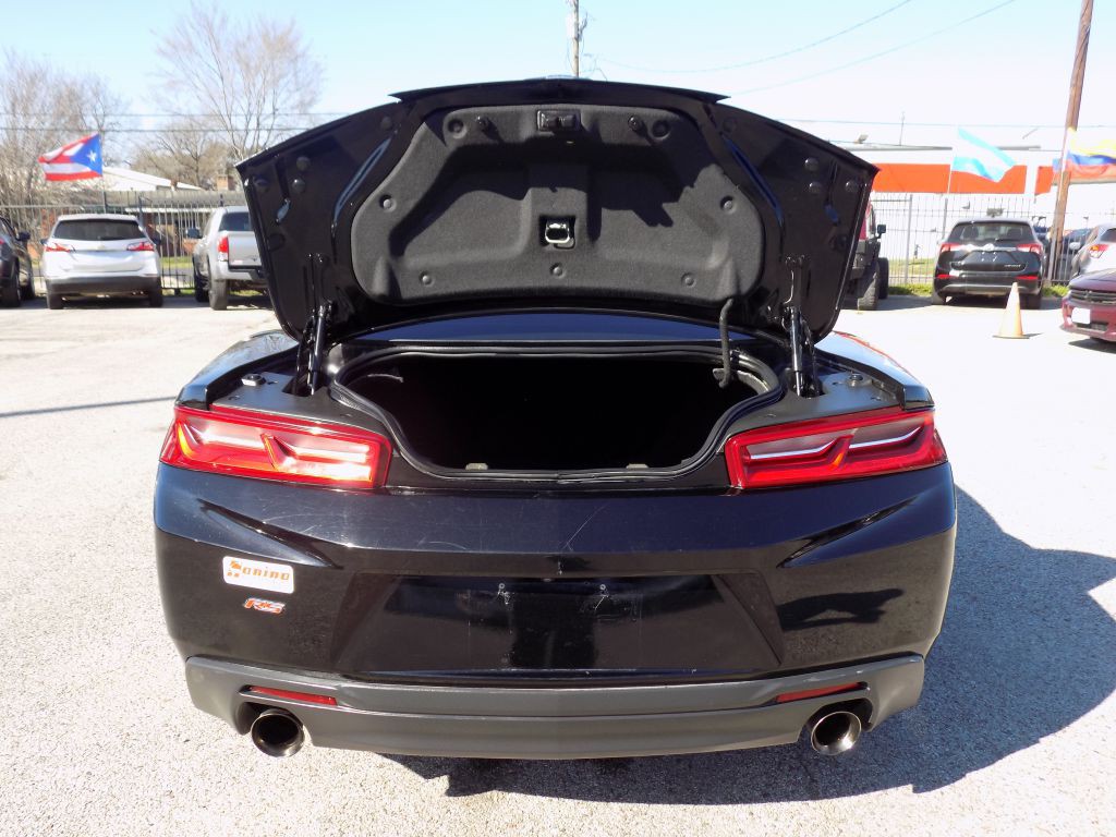 2018 Chevrolet Camaro Image 14