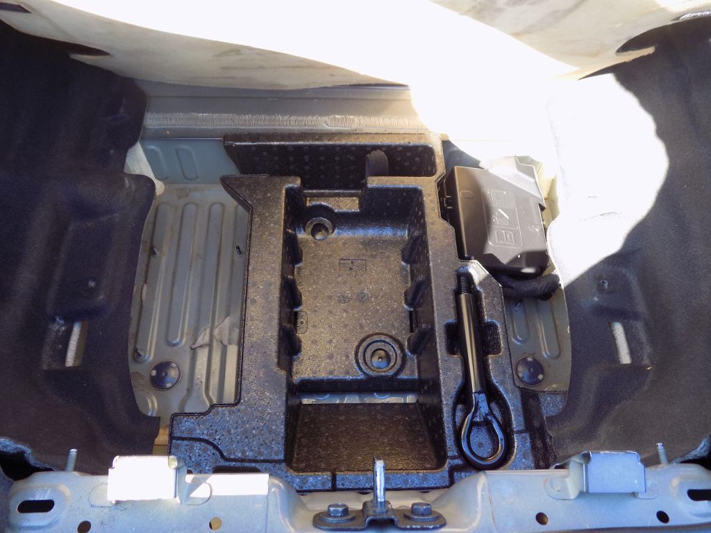 2018 Chevrolet Camaro Image 16