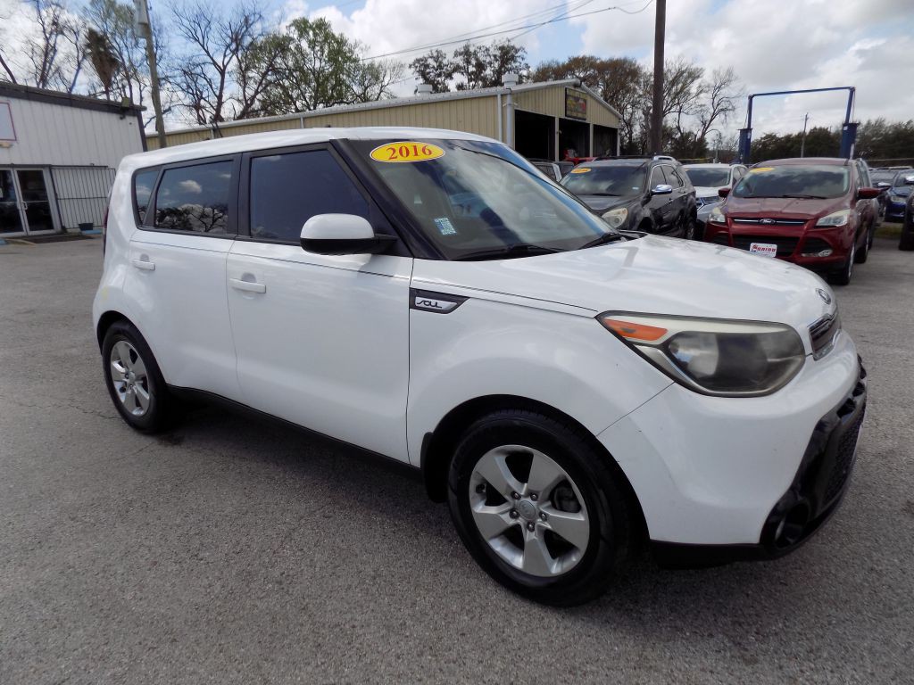 2016 Kia Soul Image 8