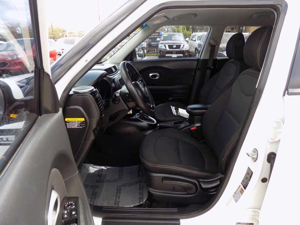 2016 Kia Soul Image 10