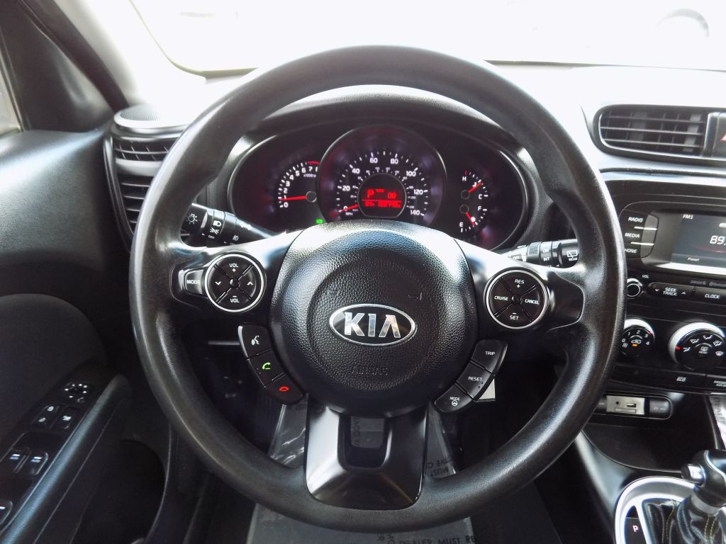 2016 Kia Soul Image 21