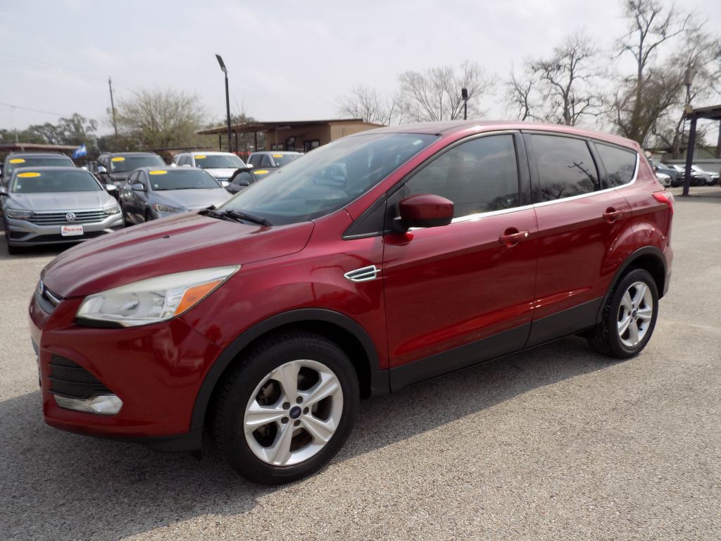2016 Ford Escape Image 2