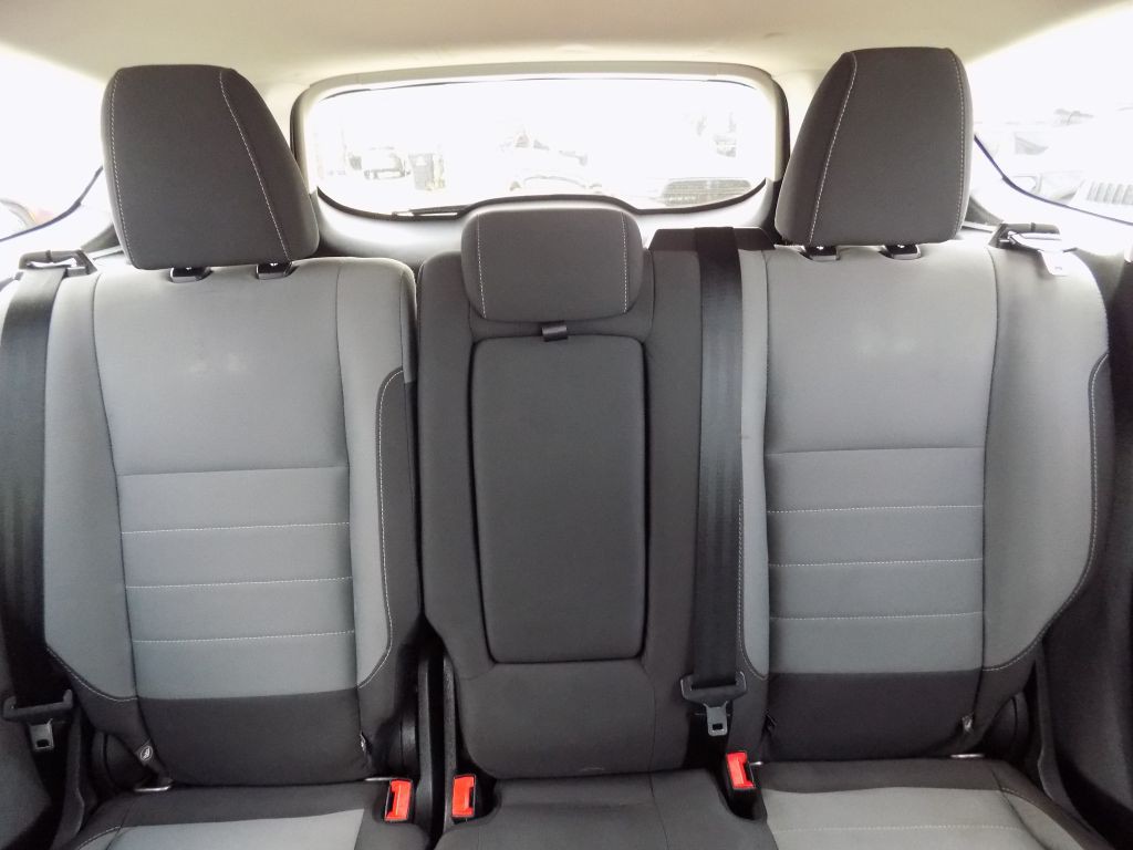 2016 Ford Escape Image 23