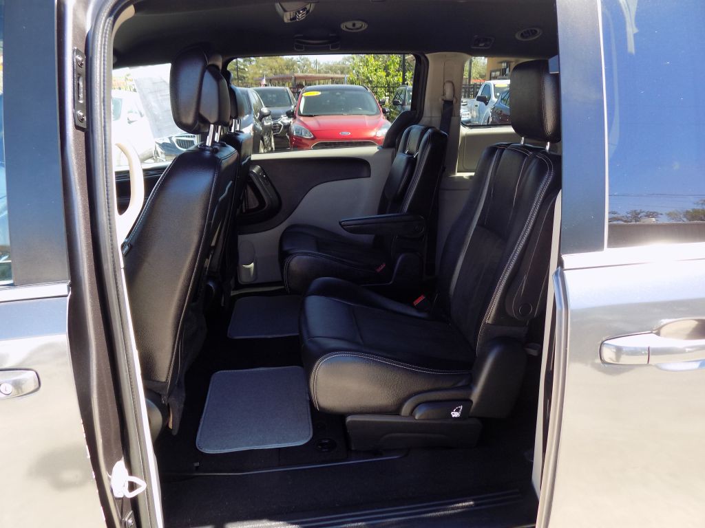 2019 Dodge Grand Caravan Image 12