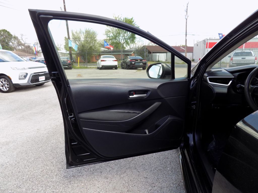 2020 Toyota Corolla Image 9