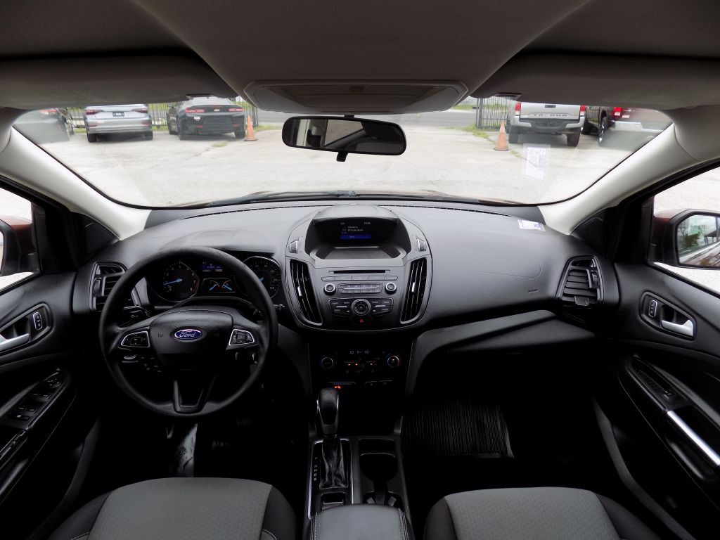 2018 Ford Escape Image 19