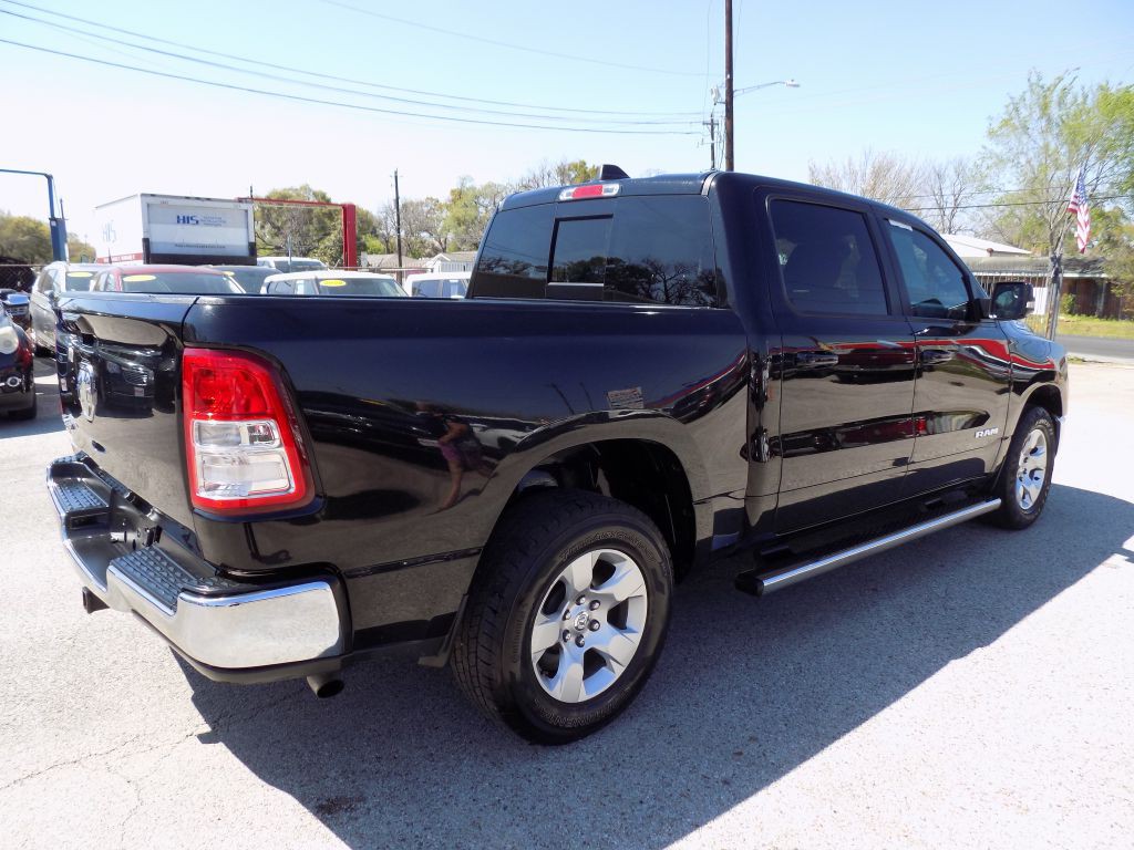 2022 RAM 1500 Image 6