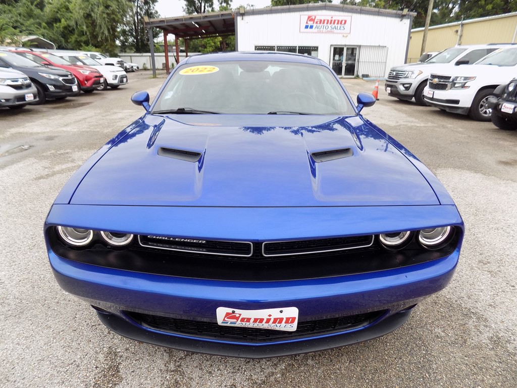 2022 Dodge Challenger Image 1