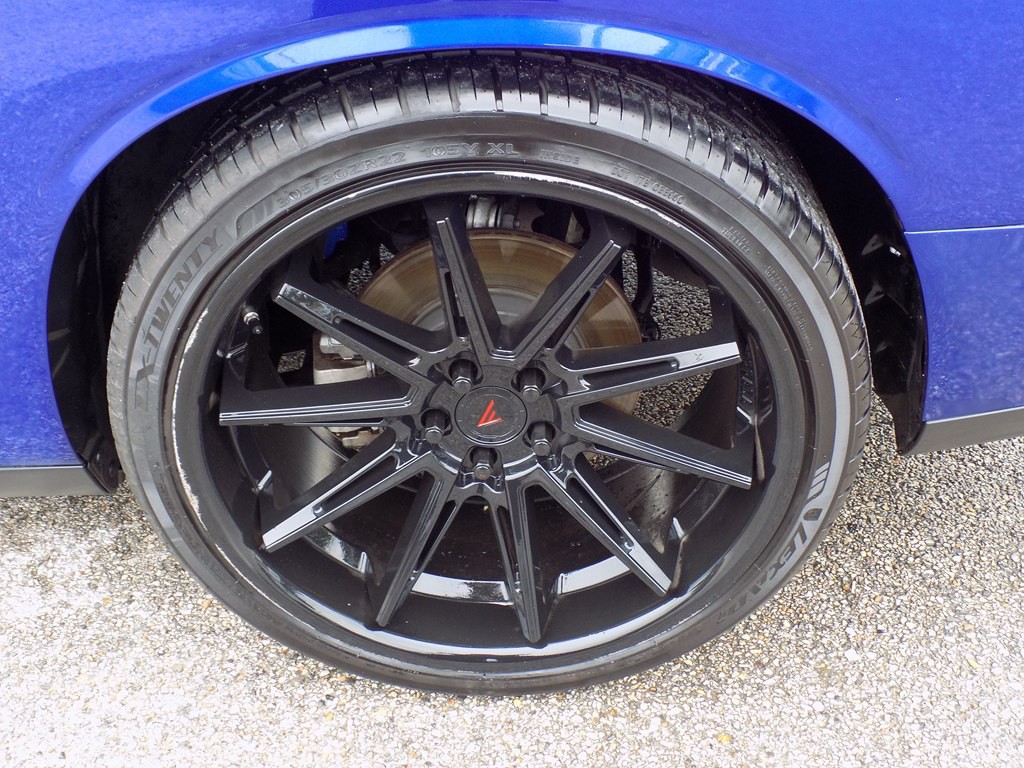 2022 Dodge Challenger Image 25