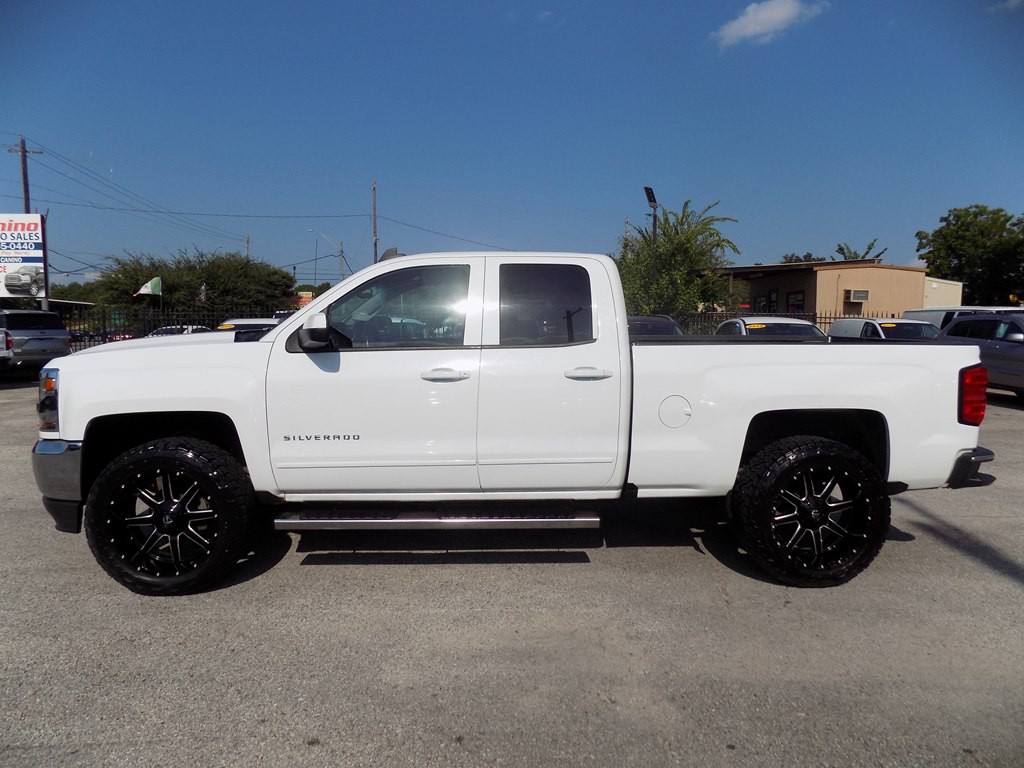 2018 Chevrolet Silverado 1500 Image 3