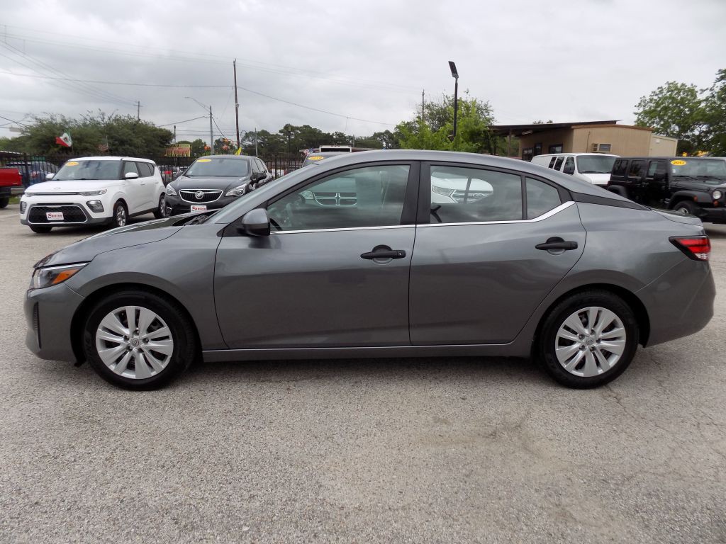 2024 Nissan Sentra Image 3