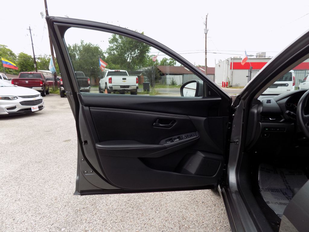 2024 Nissan Sentra Image 9