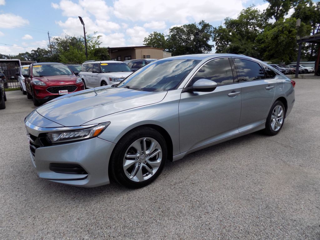 2018 Honda Accord Image 2
