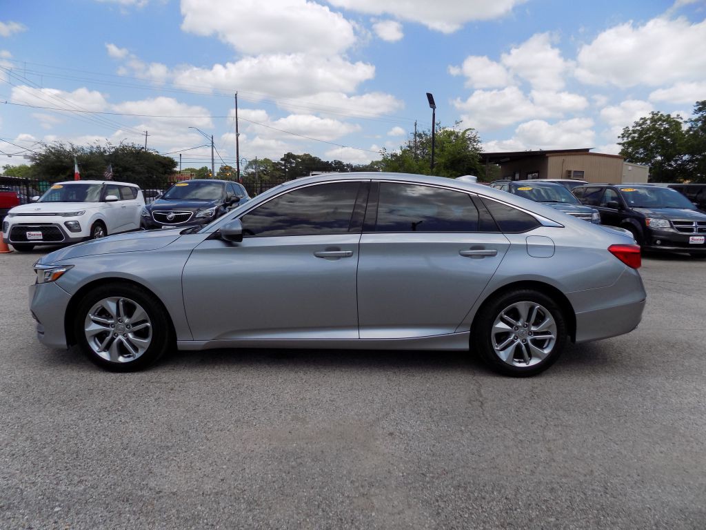 2018 Honda Accord Image 3