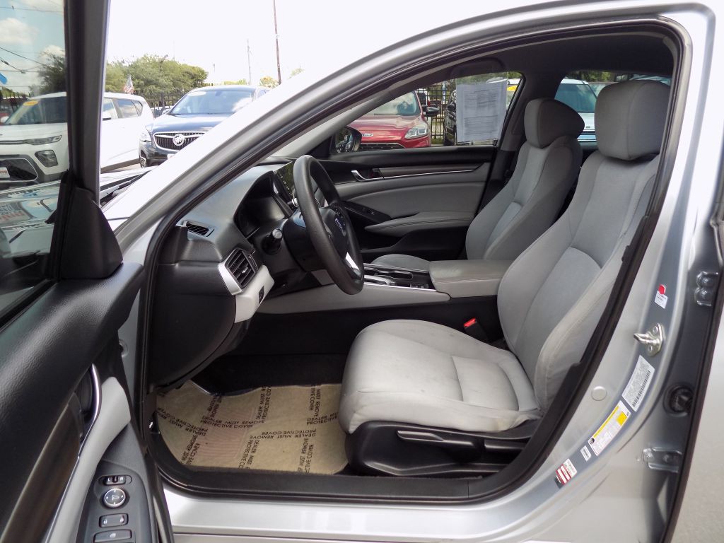2018 Honda Accord Image 13