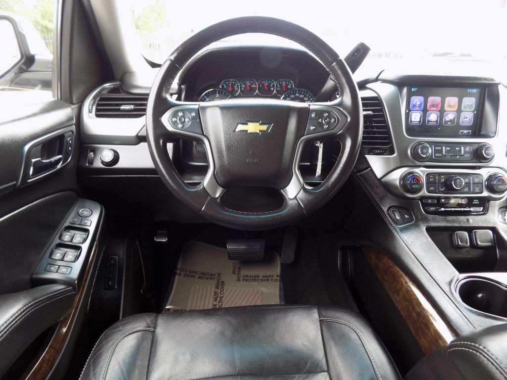 2016 Chevrolet Suburban Image 20