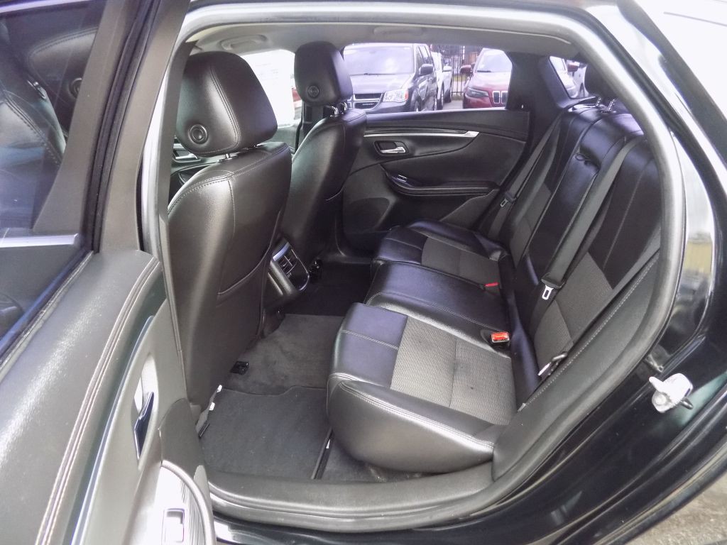 2019 Chevrolet Impala Image 14