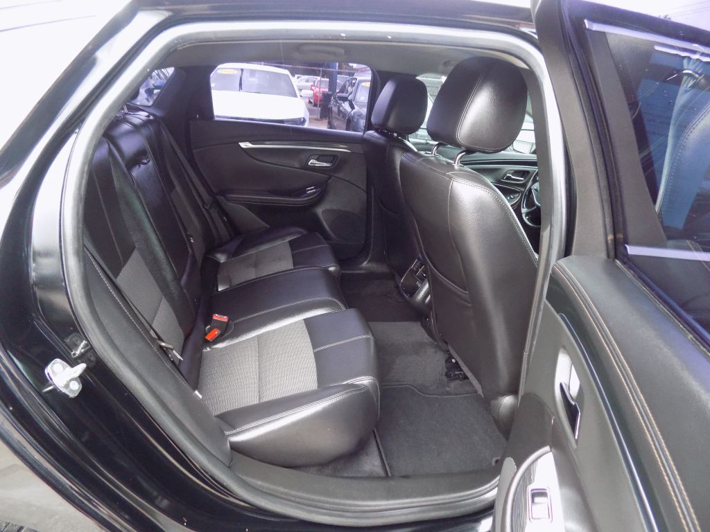 2019 Chevrolet Impala Image 16
