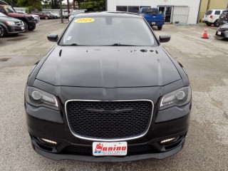 Image for 2021 Chrysler 300 Touring ID: 7408208