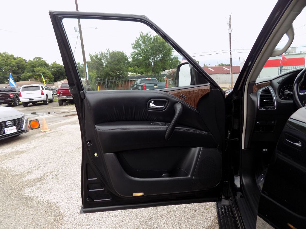 2020 Nissan Armada Image 9