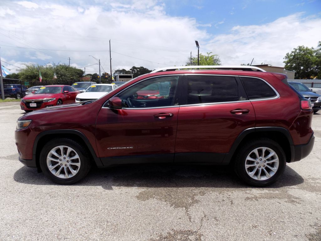 2019 Jeep Cherokee Image 3