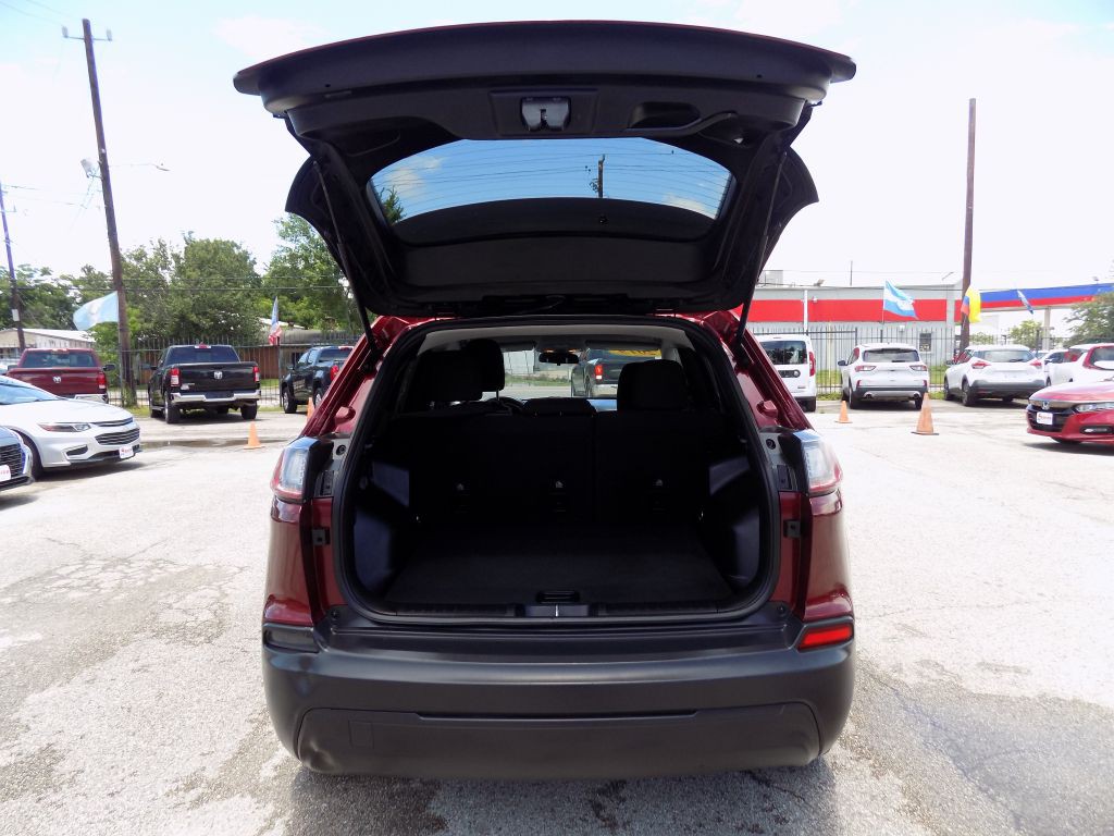 2019 Jeep Cherokee Image 17