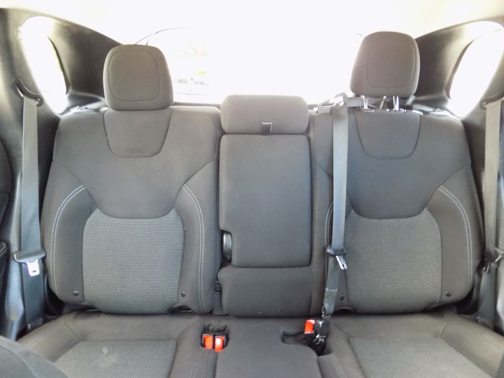 2019 Jeep Cherokee Image 22