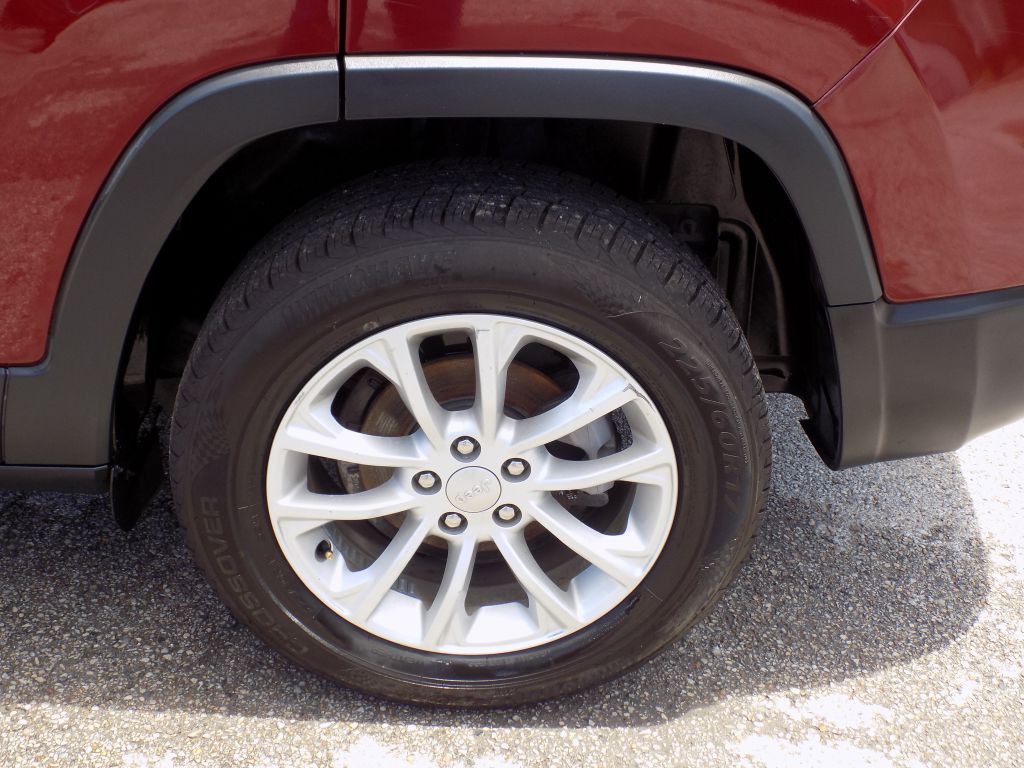 2019 Jeep Cherokee Image 26