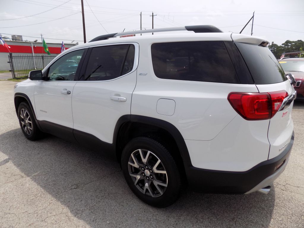 2019 GMC Acadia Image 4