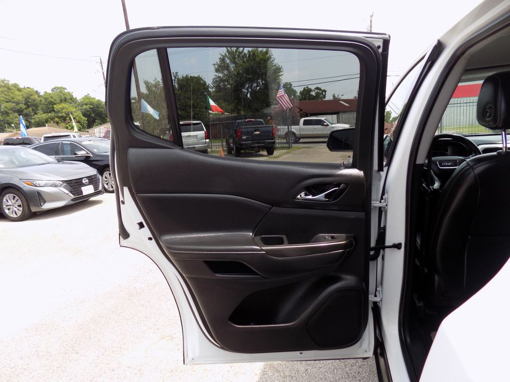2019 GMC Acadia Image 10