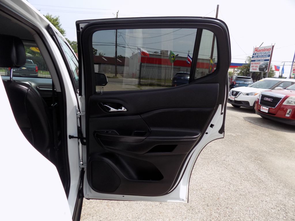 2019 GMC Acadia Image 12