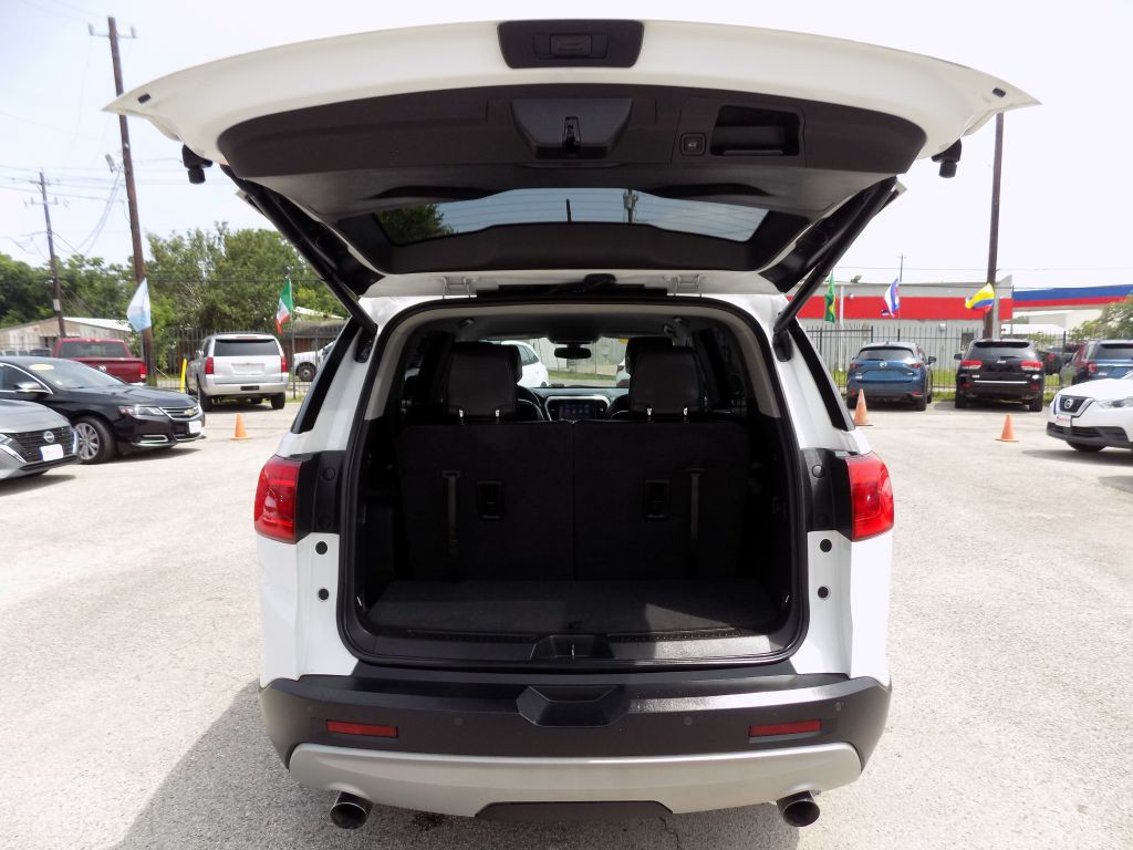 2019 GMC Acadia Image 17