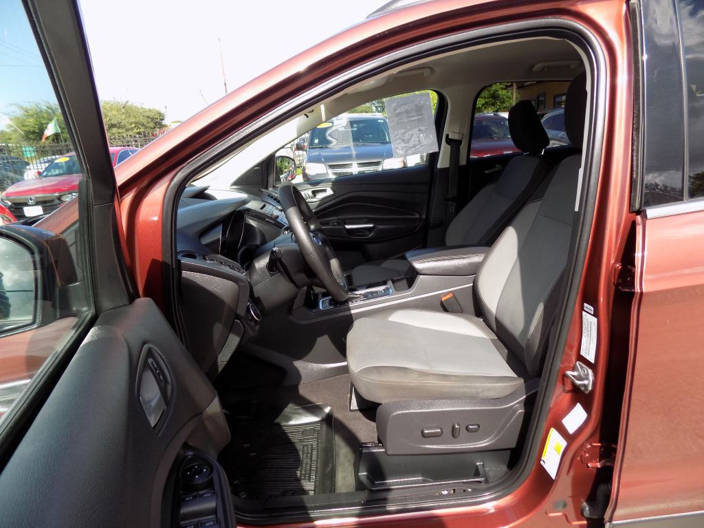 2018 Ford Escape Image 13