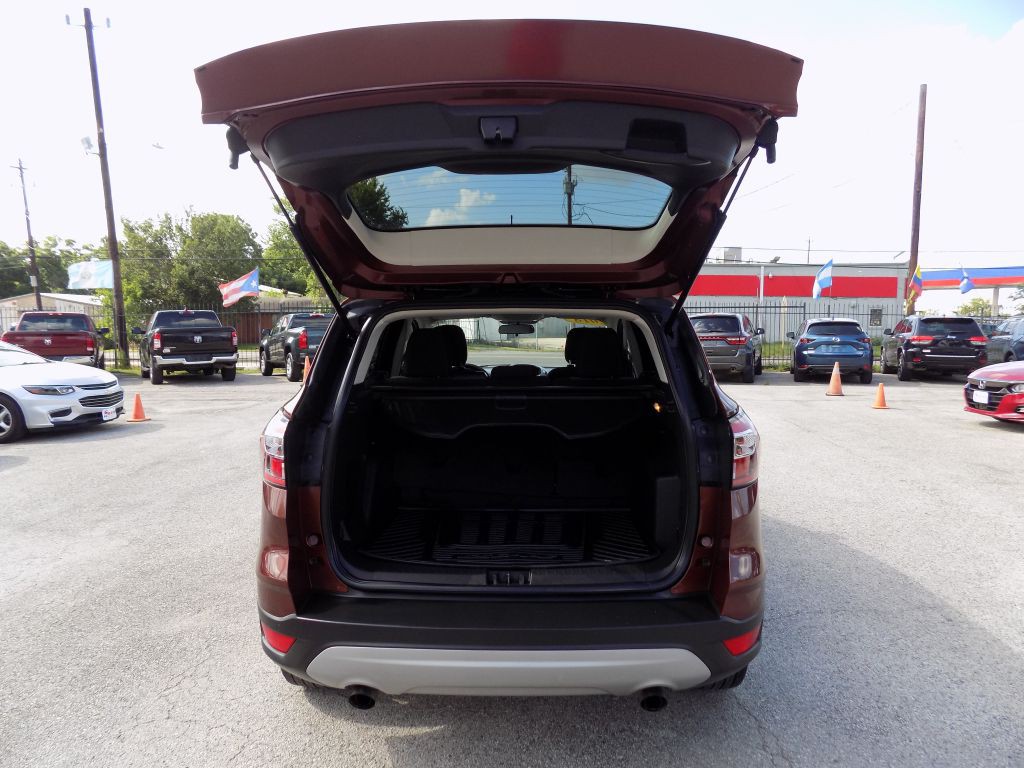 2018 Ford Escape Image 17