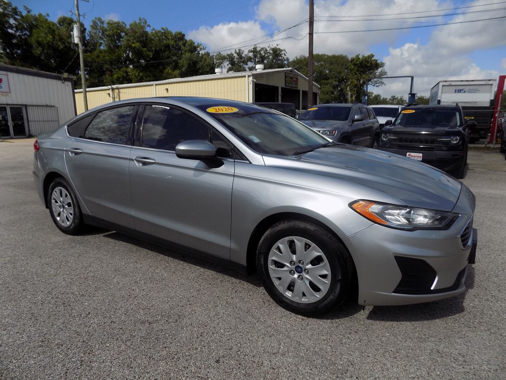2020 Ford Fusion Image 8