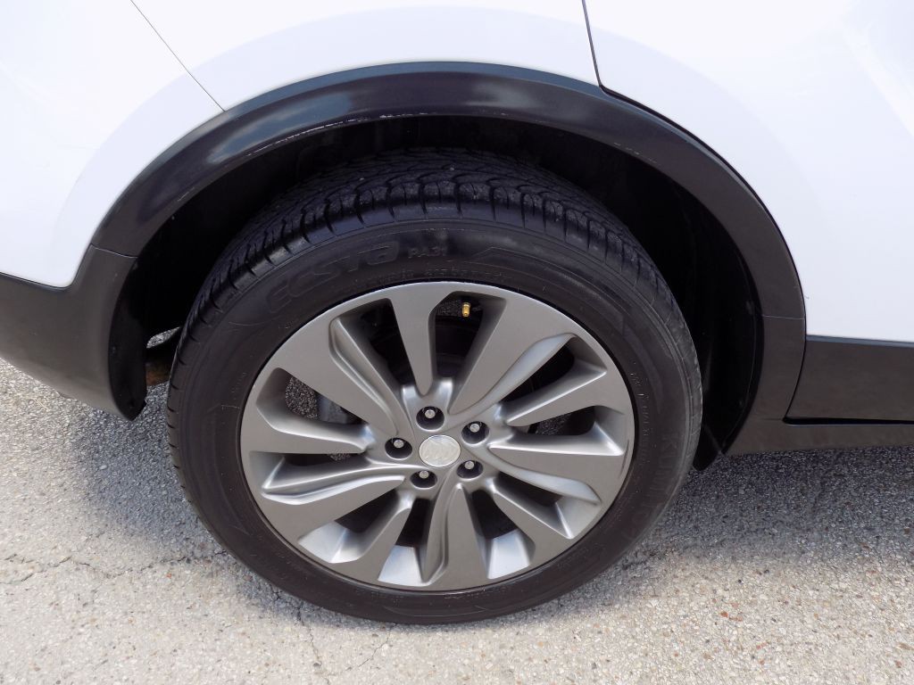 2018 Buick Enclave Image 24