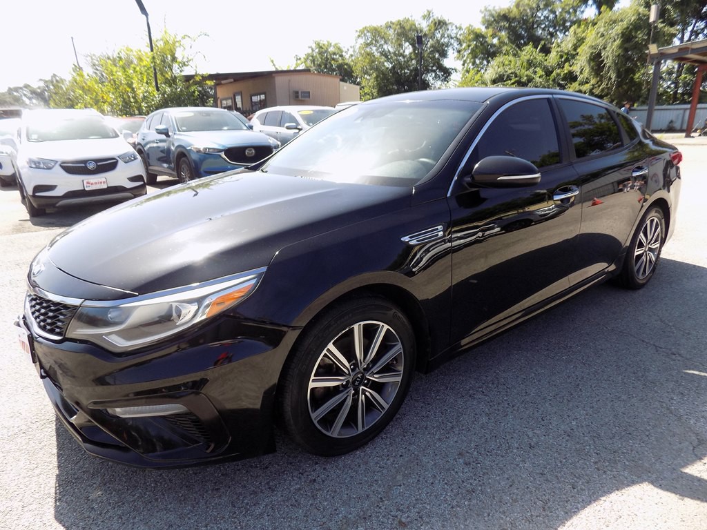 2019 Kia Optima Image 2