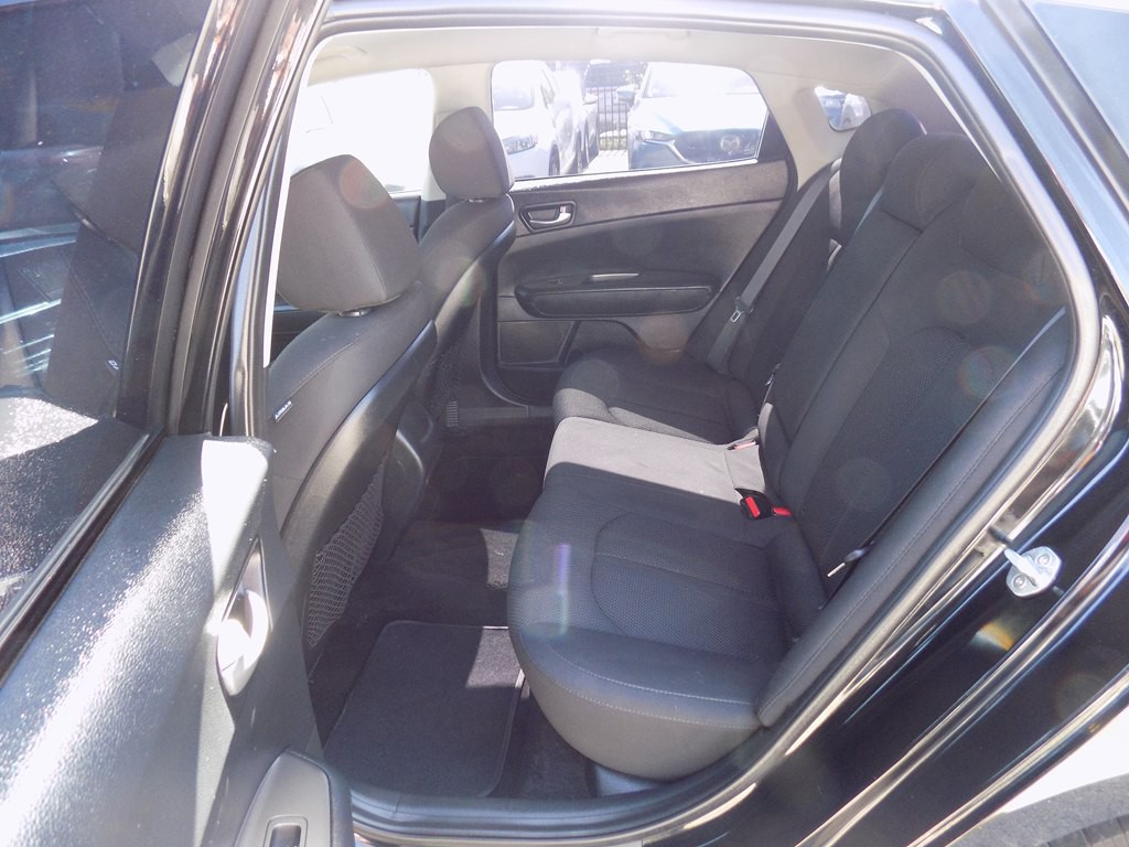 2019 Kia Optima Image 14