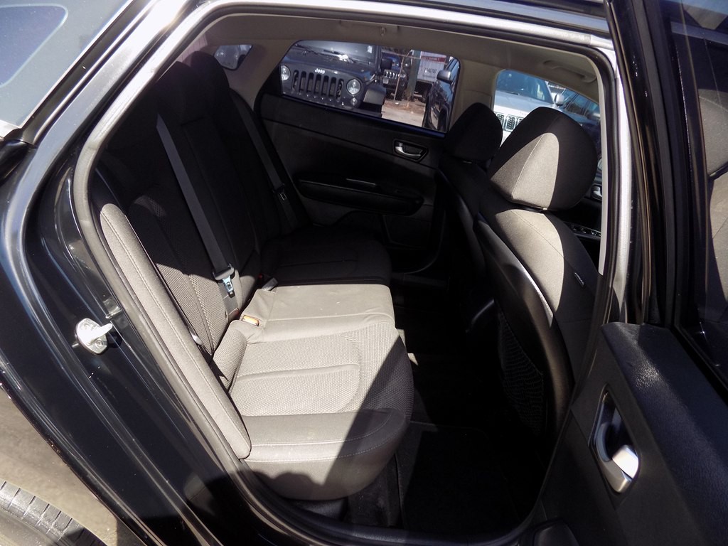 2019 Kia Optima Image 16