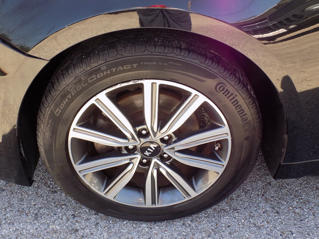 2019 Kia Optima Image 25