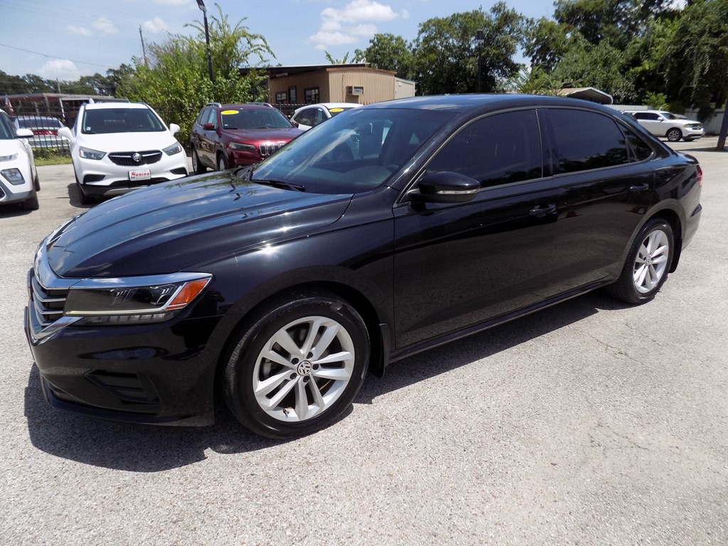 2020 Volkswagen Passat Image 2