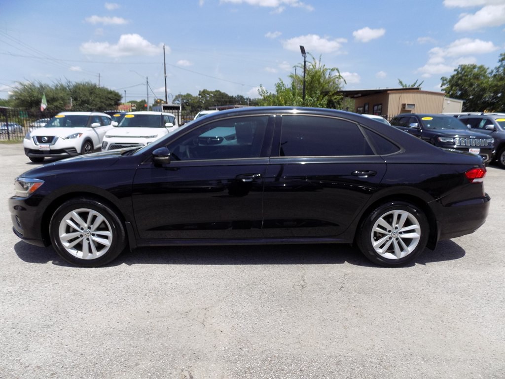 2020 Volkswagen Passat Image 3
