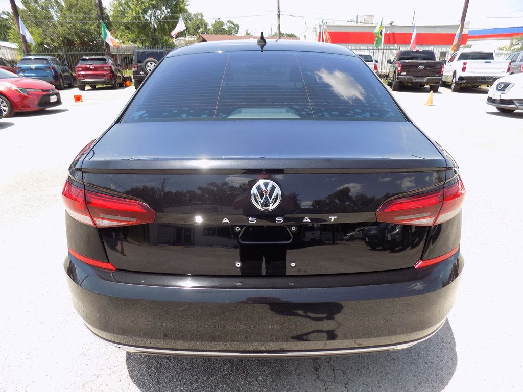 2020 Volkswagen Passat Image 5
