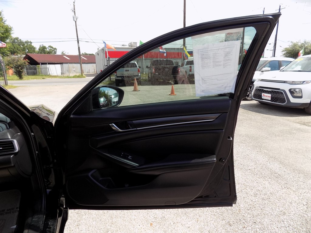 2021 Honda Accord Image 11